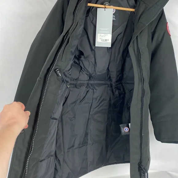 Excellent Preowned Condition Canada Goose Black Ski & Snow Jacket - Picture 4 of 11